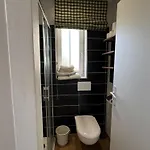 Дом отдыха Charming In The Heart Of