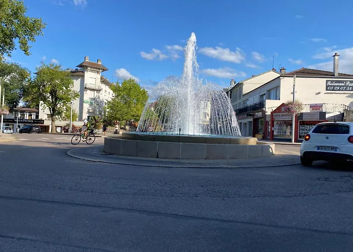 別荘 Charming In The Heart Of